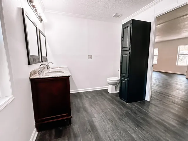 $2,450 | 1030 Greenhill Road, Charleston, SC 29412