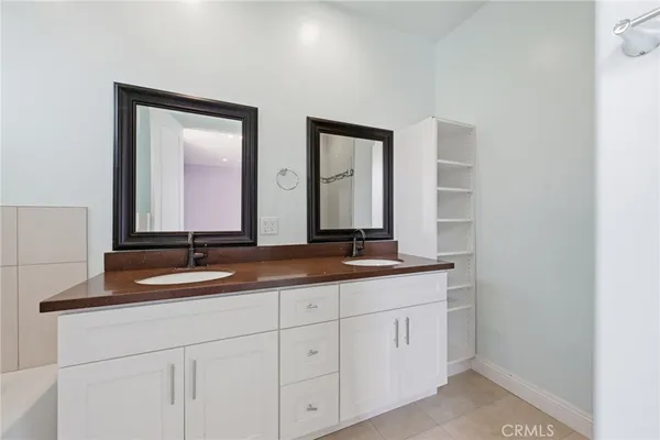 $900,000 | 7608 Ani Way, North Hollywood, CA 91605