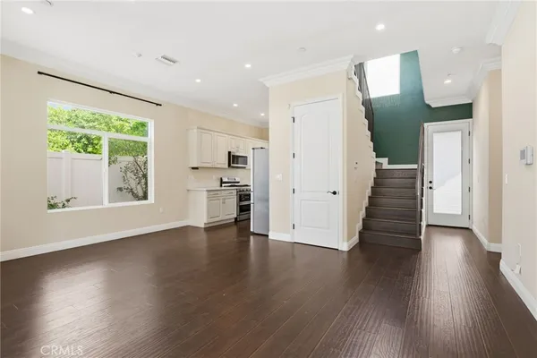 $900,000 | 7608 Ani Way, North Hollywood, CA 91605