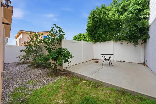 $900,000 | 7608 Ani Way, North Hollywood, CA 91605