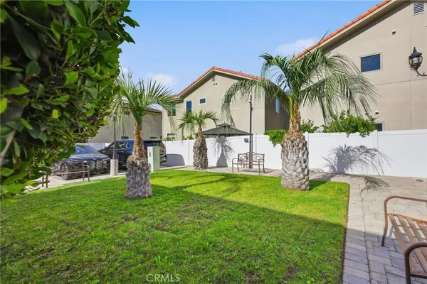 $900,000 | 7608 Ani Way, North Hollywood, CA 91605