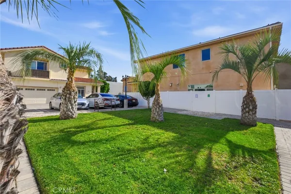 $900,000 | 7608 Ani Way, North Hollywood, CA 91605