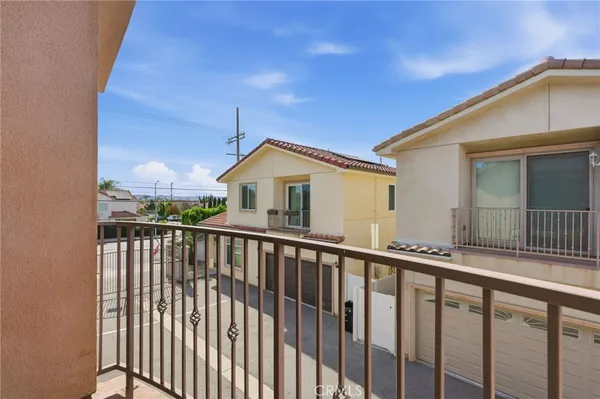 $900,000 | 7608 Ani Way, North Hollywood, CA 91605