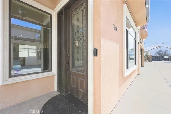$900,000 | 7608 Ani Way, North Hollywood, CA 91605