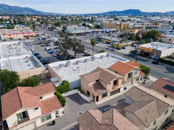 $900,000 | 7608 Ani Way, North Hollywood, CA 91605