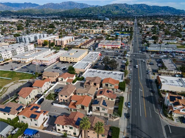 $900,000 | 7608 Ani Way, North Hollywood, CA 91605