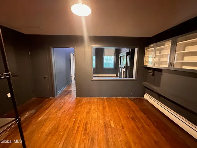 $1,525 | 53 3rd Street, Unit 2A, Troy, NY 12180