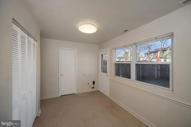 $1,500 | 110 Manor Lane, Fredericksburg, VA 22405