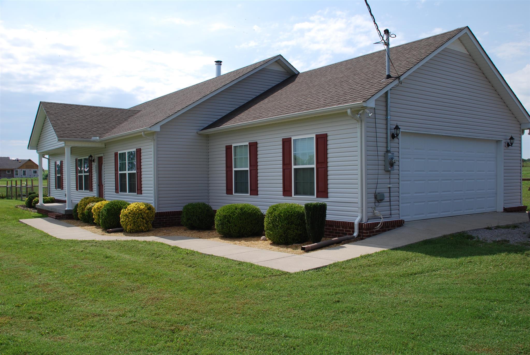 484 Kingdom Road Unionville, TN 37180 - Photo 1 of 22