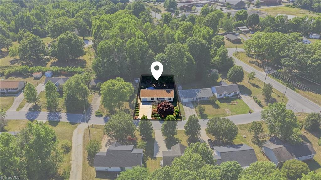 3604 Akers Court High Point, NC 27263 - Photo 32 of 32
