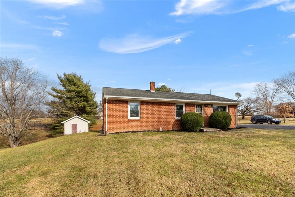 1754 Union Valley Road Riner, VA 24149 - Photo 5 of 65 Gallery Image 5