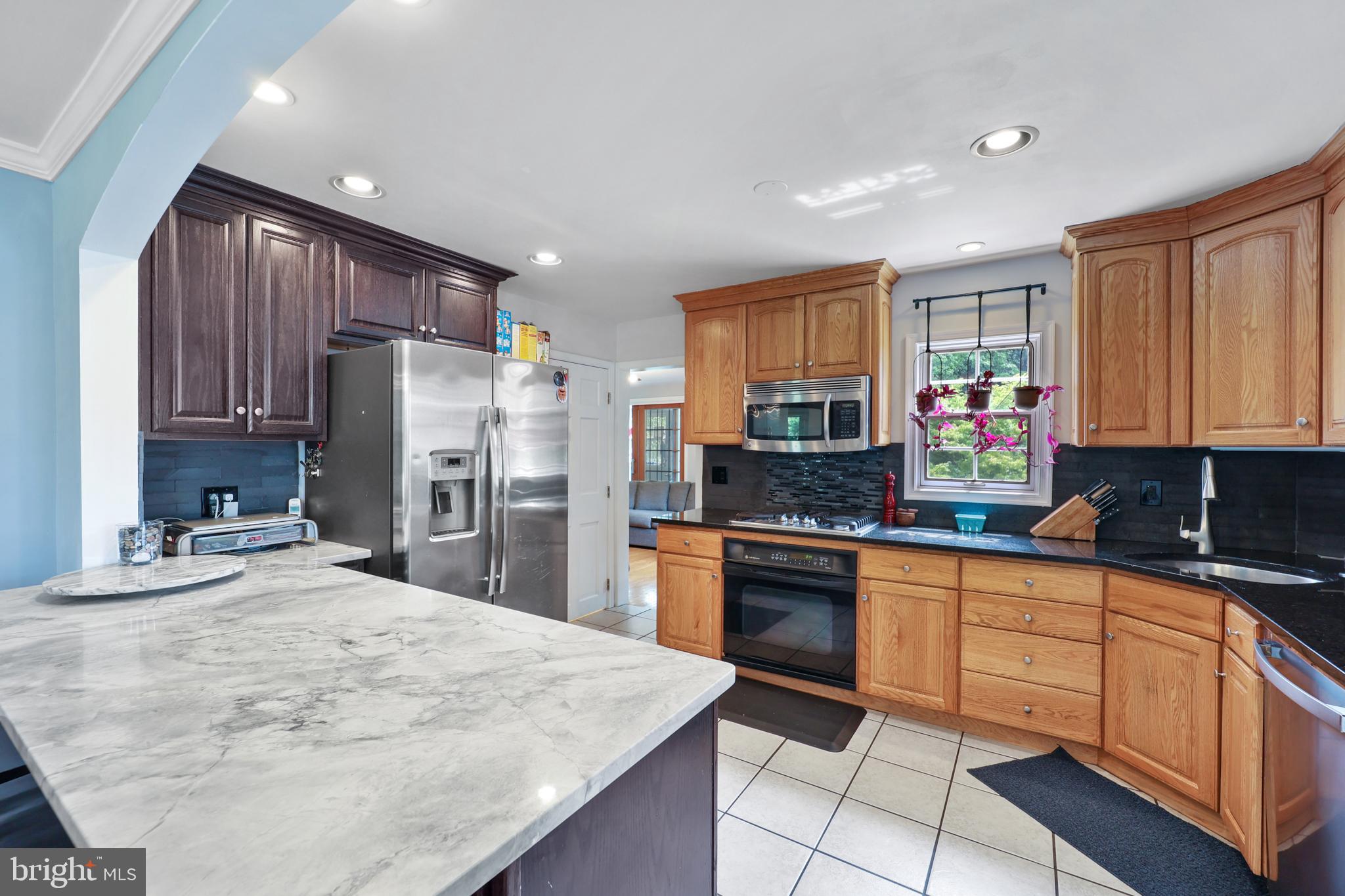 1024 Edgewood Drive Springfield, PA 19064 - Photo 11 of 36 Kitchen