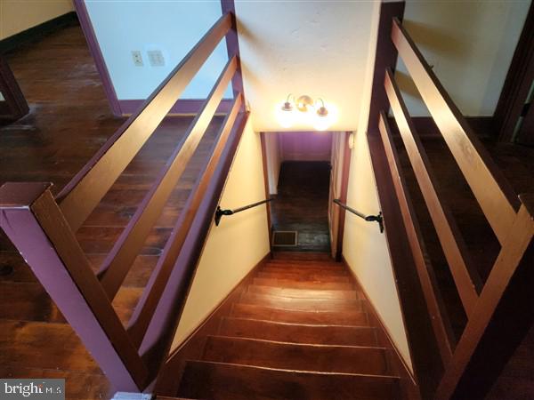207 East Main Street Lititz, PA 17543 - Photo 17 of 53