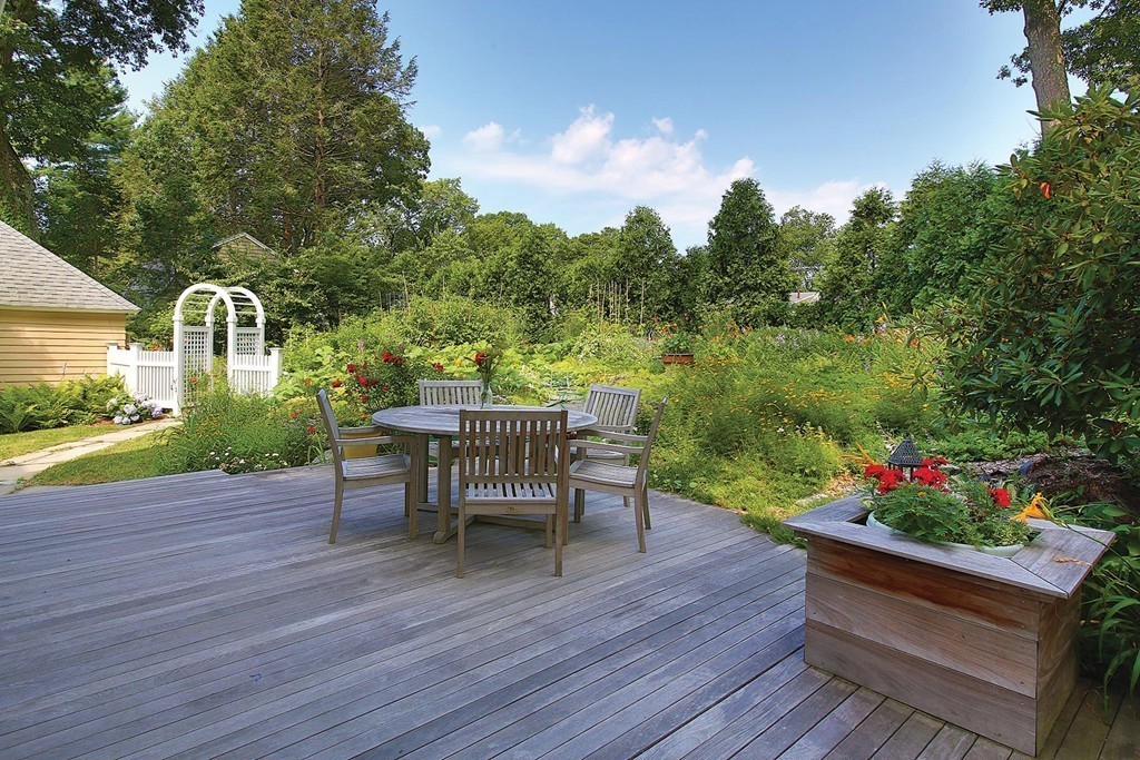 161 Pine Ridge Road Newton, MA 02468 - Photo 10 of 13