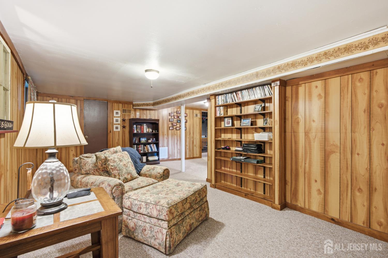 9 Brox Road Edison, NJ 08817 - Photo 22 of 38