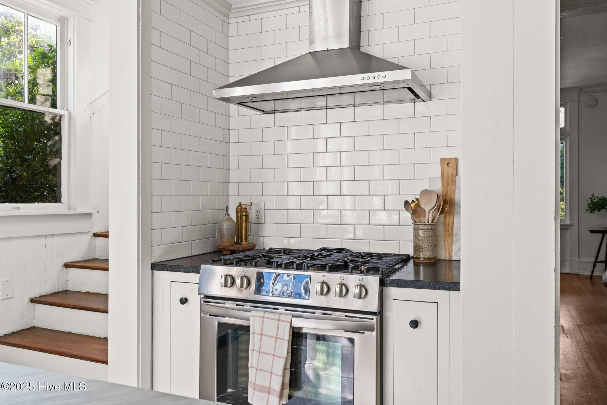 1711 Princess Street Wilmington, NC 28405 - Photo 23 of 68 29-web-or-mls-CAMMediaLLC.com 1711-6