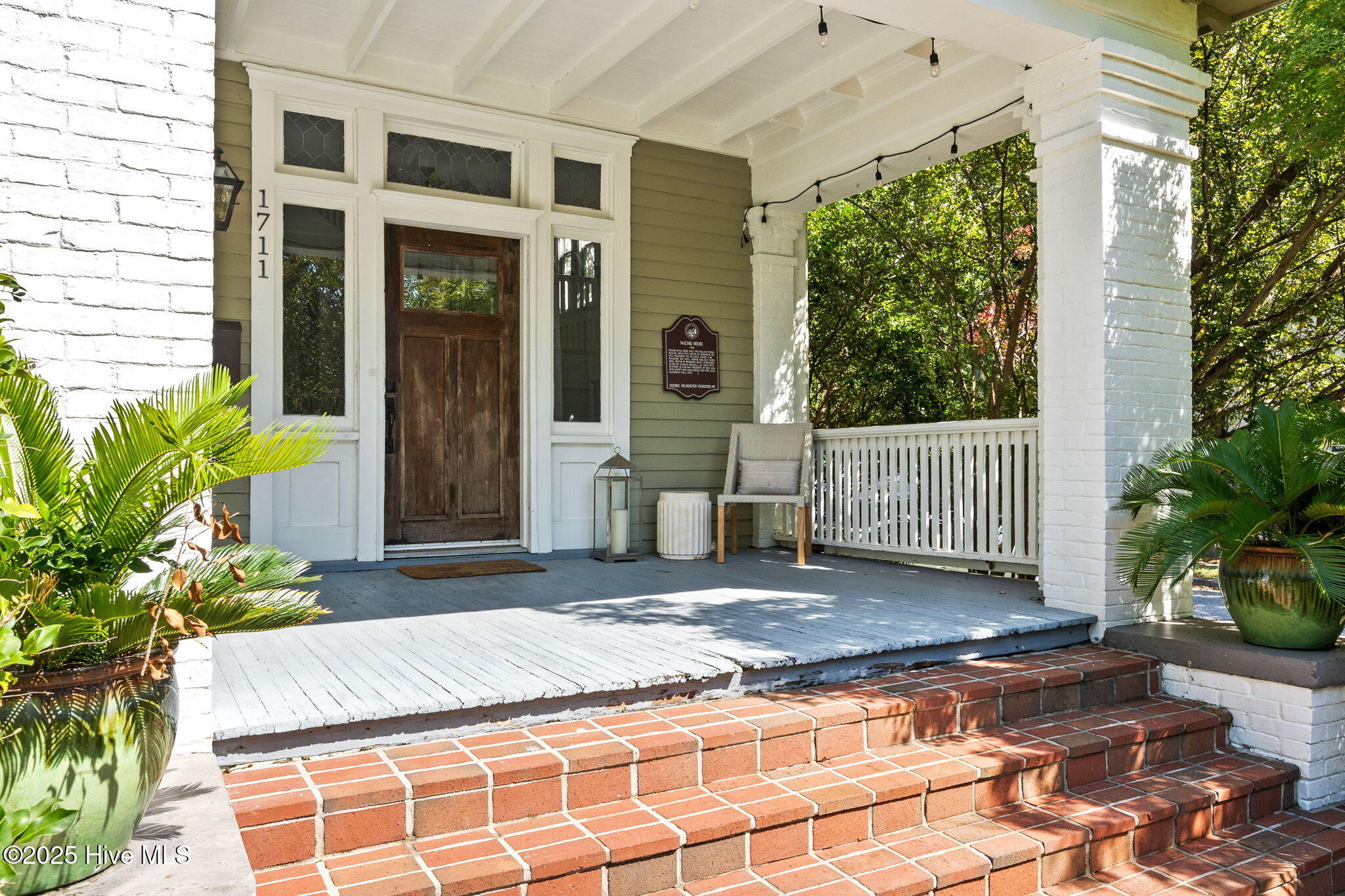 1711 Princess Street Wilmington, NC 28405 - Photo 3 of 68 3-web-or-mls-CAMMediaLLC.com 1711-66