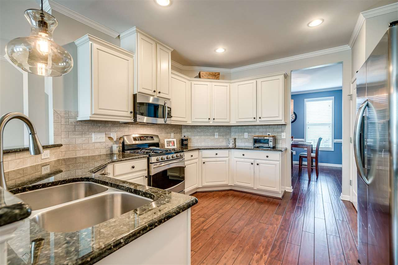 1307 Rembrandt Circle Raleigh, NC 27607 - Photo 6 of 25 Spacious Kitchen