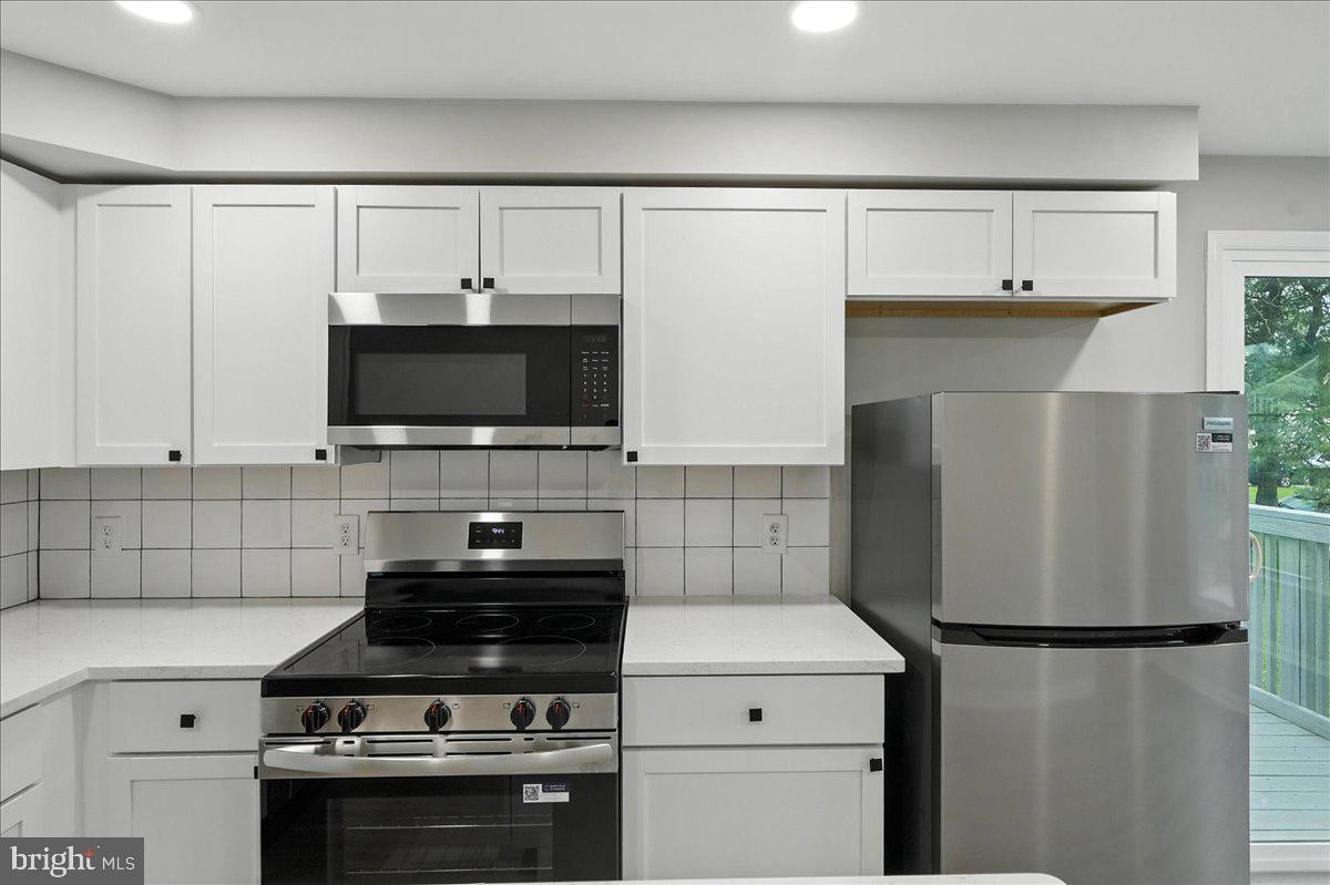 12 Rollwin Road Baltimore, MD 21244 - Photo 9 of 25