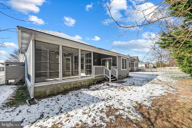 $465,000 | 195 Lakeside Drive, Lewes, DE 19958