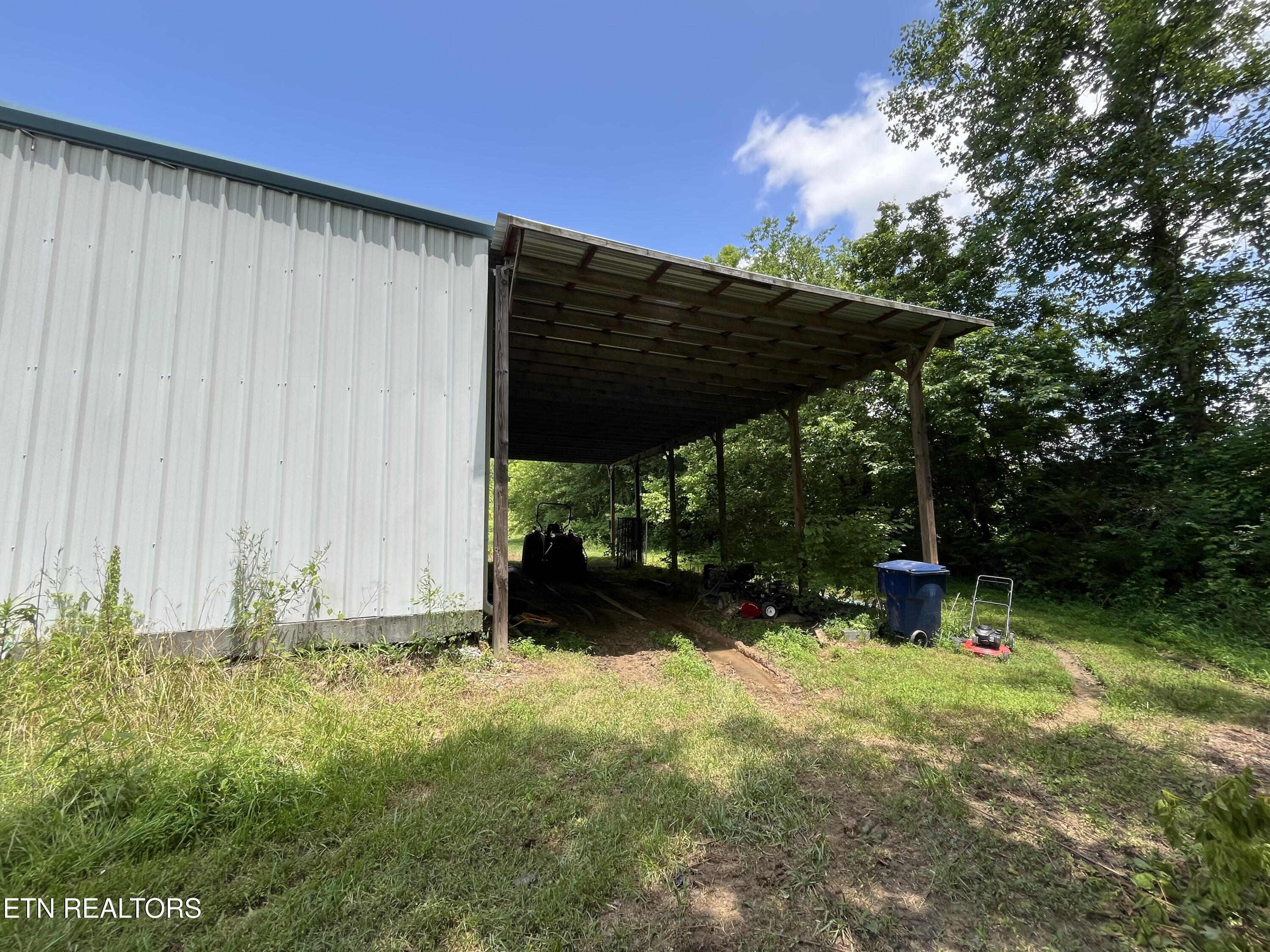 1695 Jordan Road Decatur, TN 37322 - Photo 5 of 43 IMG_5104