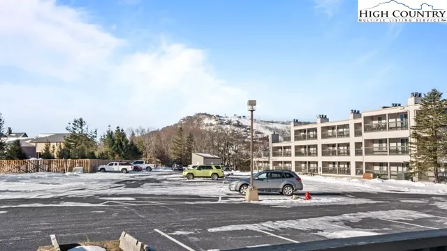 $215,000 | 301 Pinnacle Inn Road, Unit 1114, Beech Mountain, NC 28604