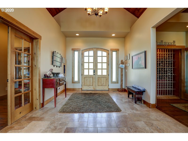 56725 Dancing Rock Loop Bend, OR 97707 - Photo 3 of 32 Gallery Image 3