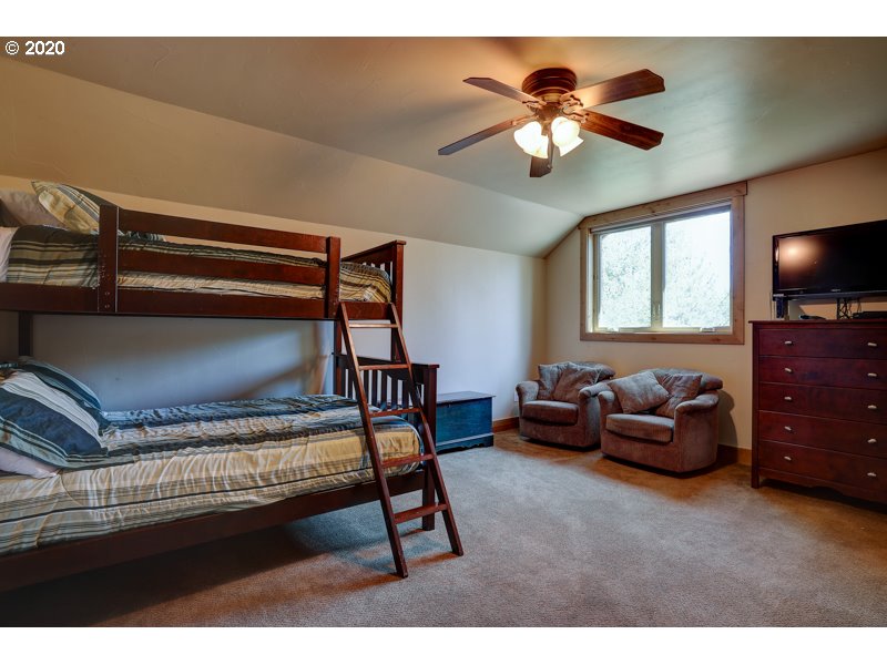 56725 Dancing Rock Loop Bend, OR 97707 - Photo 21 of 32 Gallery Image 21