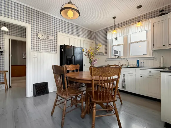 $229,900 | 1510 7th Street, Menominee, MI 49858