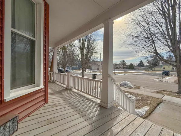 $219,900 | 1510 7th Street, Menominee, MI 49858