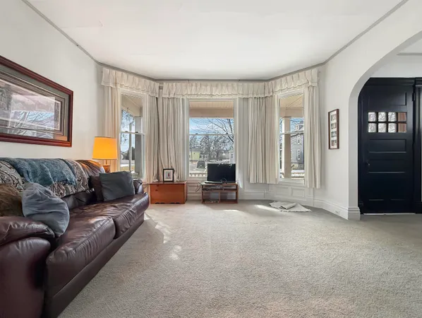 $229,900 | 1510 7th Street, Menominee, MI 49858