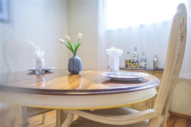 $255,000 | 656 Oxford Boulevard, Mt. Lebanon, PA 15243