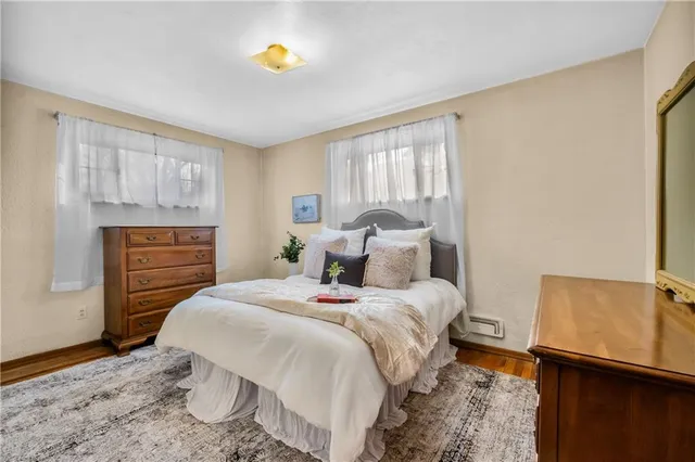 $255,000 | 656 Oxford Boulevard, Mt. Lebanon, PA 15243