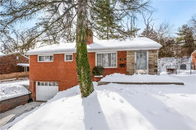 $255,000 | 656 Oxford Boulevard, Mt. Lebanon, PA 15243