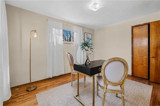 $255,000 | 656 Oxford Boulevard, Mt. Lebanon, PA 15243