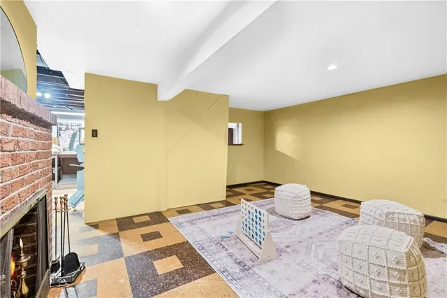 $255,000 | 656 Oxford Boulevard, Mt. Lebanon, PA 15243