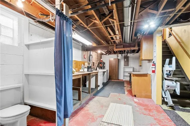 $255,000 | 656 Oxford Boulevard, Mt. Lebanon, PA 15243