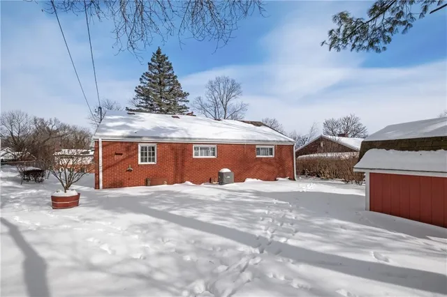 $255,000 | 656 Oxford Boulevard, Mt. Lebanon, PA 15243