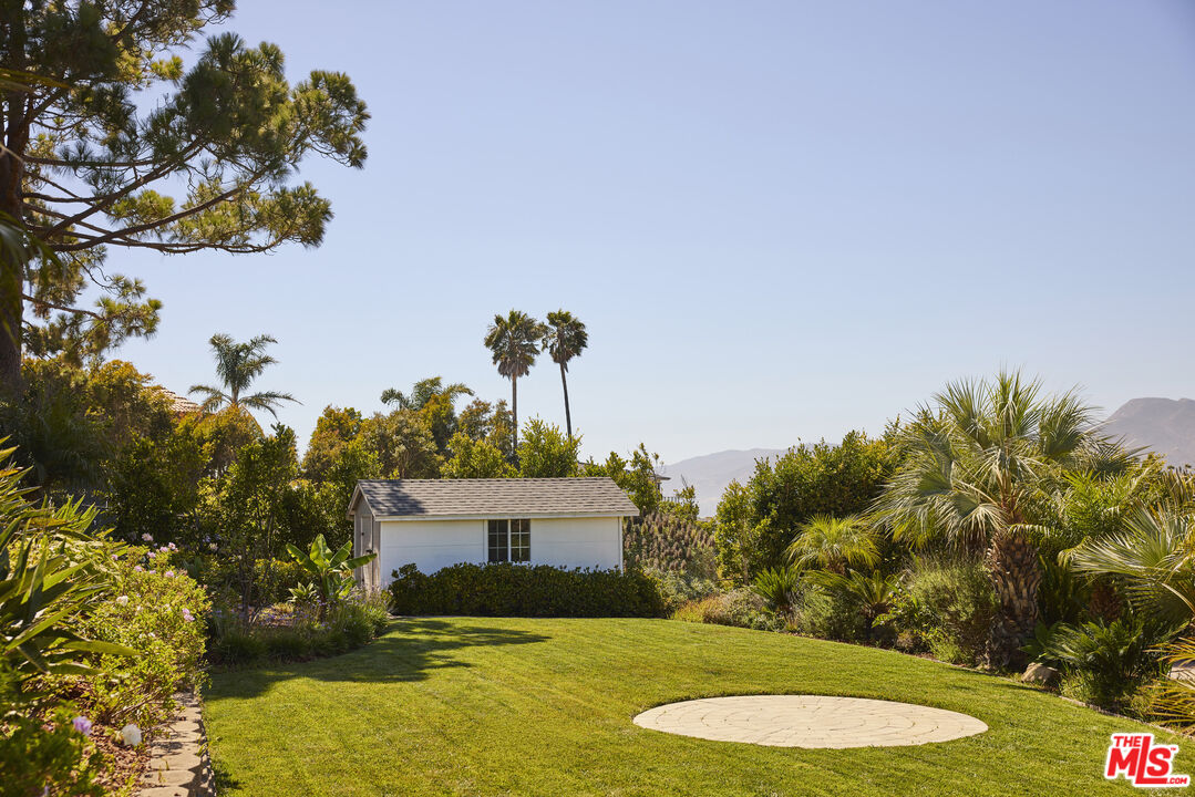 29417 Bluewater Road Malibu, CA 90265 - Photo 29 of 34