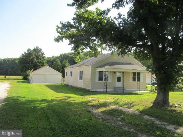 Exterior (Front)