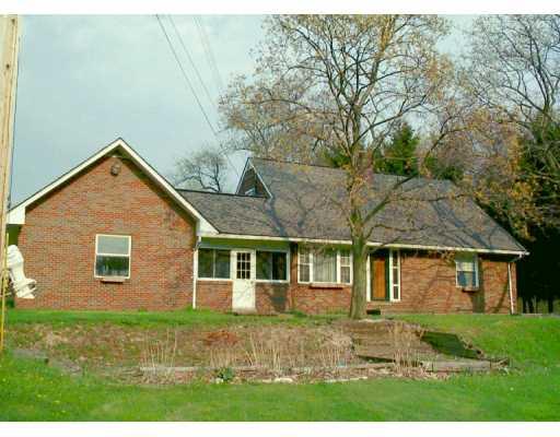 1192 Mercer Road Ellwood City, PA 16117 - Photo 1 of 8 Exterior Front.