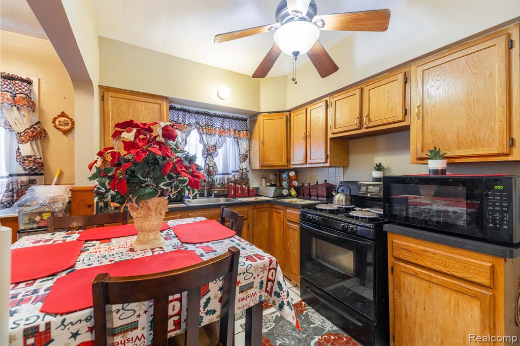 4876 Audubon Road Detroit, MI 48224 - Photo 11 of 26 Gallery Image 11