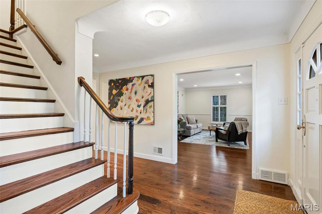 9845 Northbridge Road St. Louis, MO 63124 - Photo 5 of 59