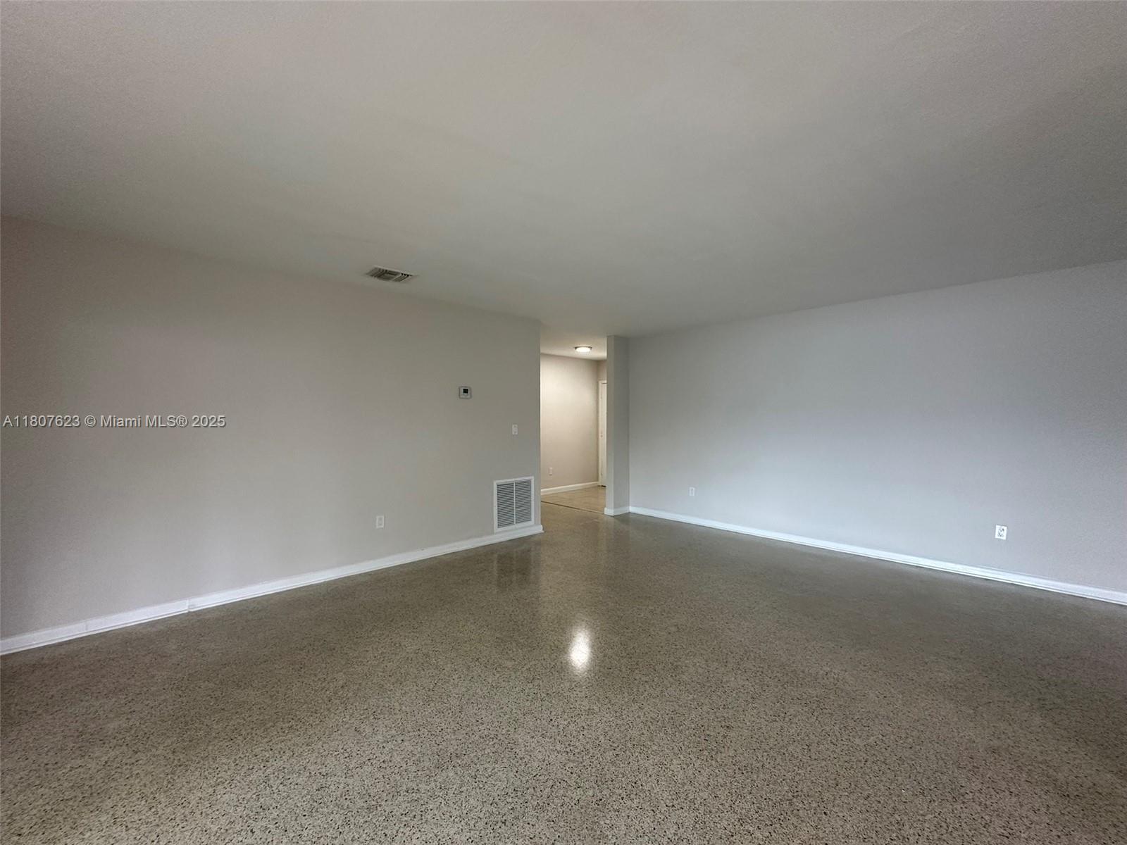 18735 Southwest 99th Road Cutler Bay, FL 33157 - Photo 11 of 28 Gallery Image 11
