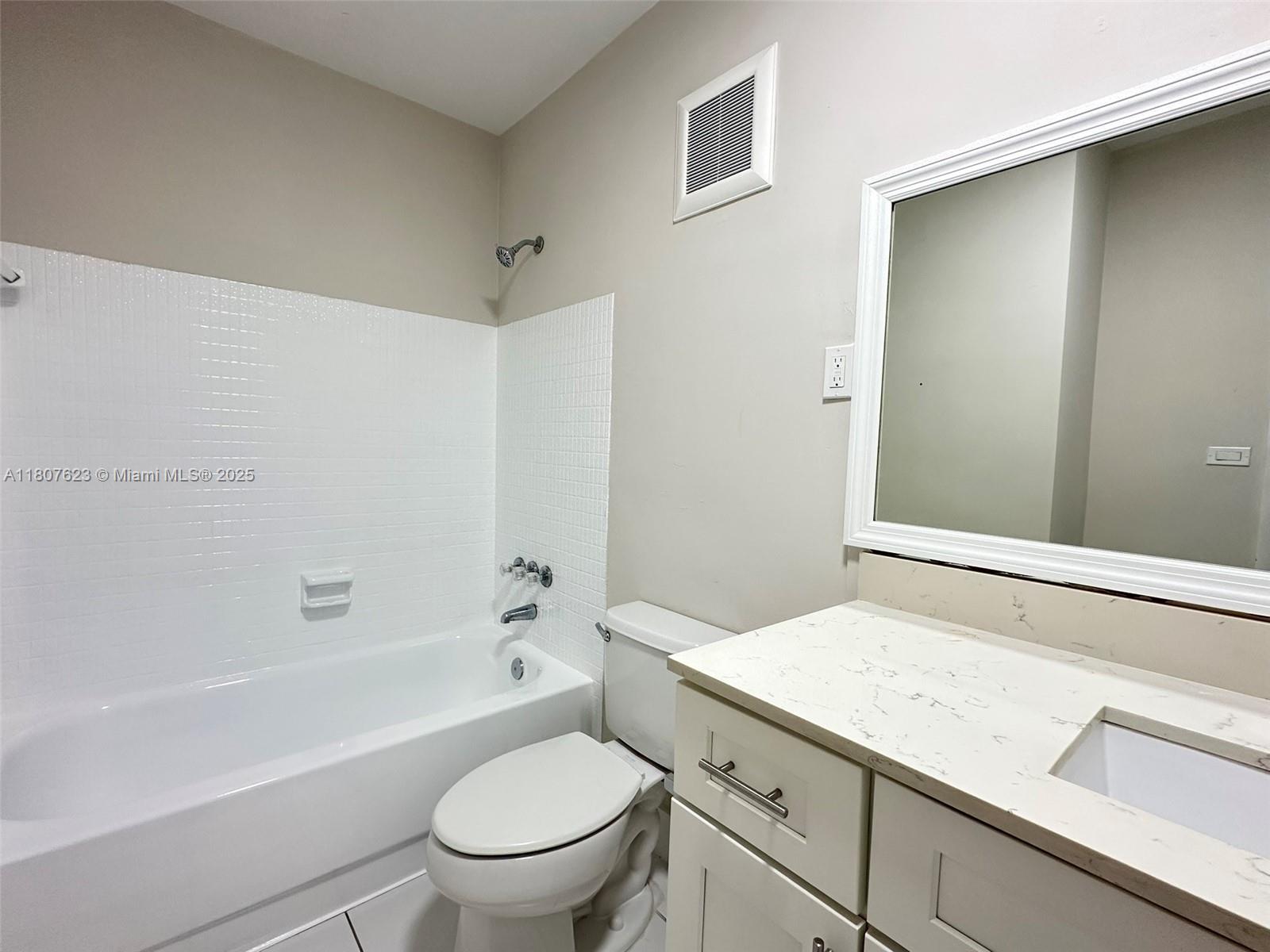 18735 Southwest 99th Road Cutler Bay, FL 33157 - Photo 15 of 28 Gallery Image 15