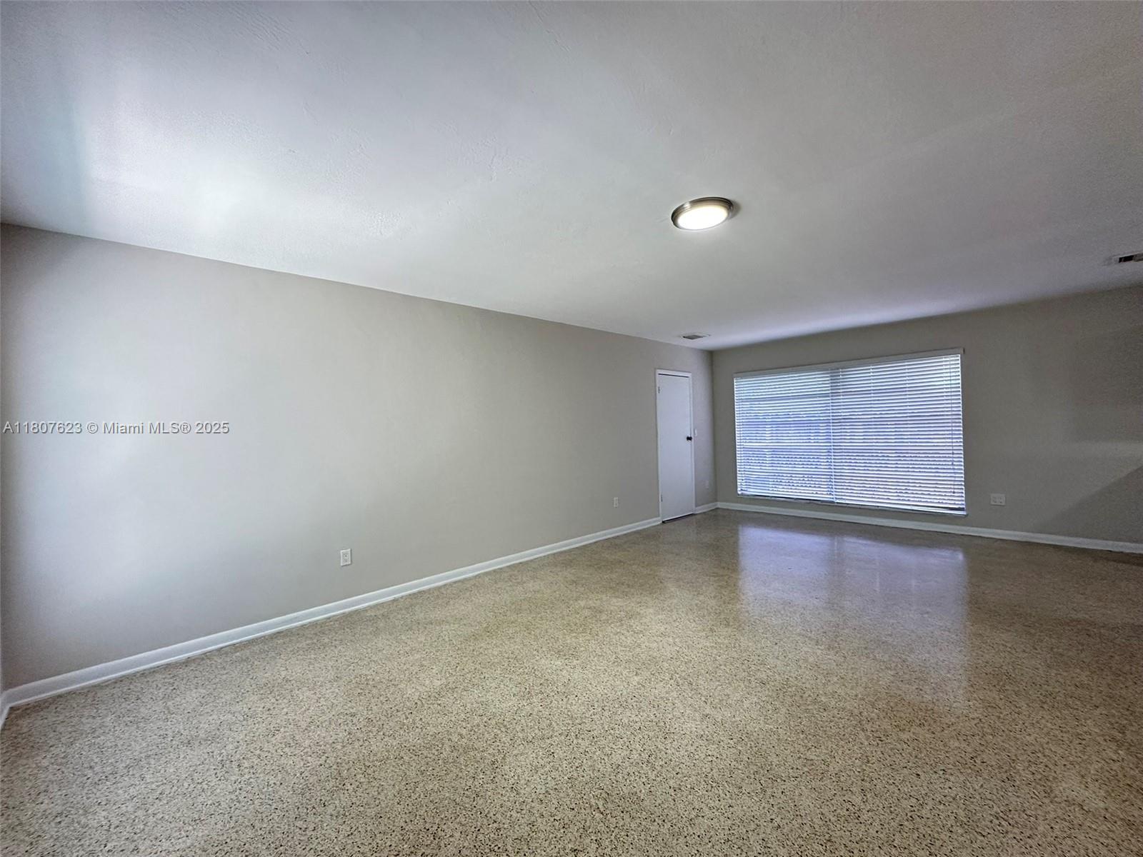 18735 Southwest 99th Road Cutler Bay, FL 33157 - Photo 5 of 28 Gallery Image 5