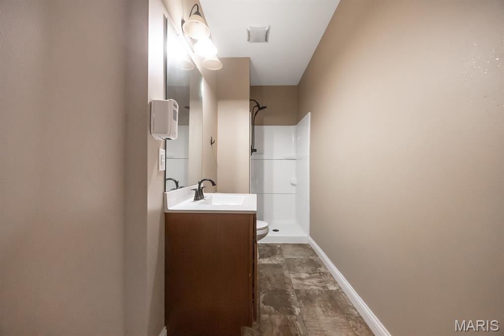 2662 London Lane Belleville, IL 62221 - Photo 39 of 46