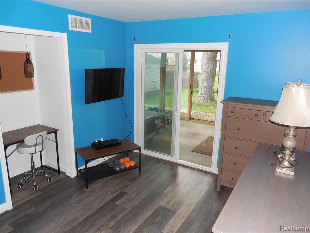 41832 Old Bridge Road Canton, MI 48188 - Photo 44 of 78