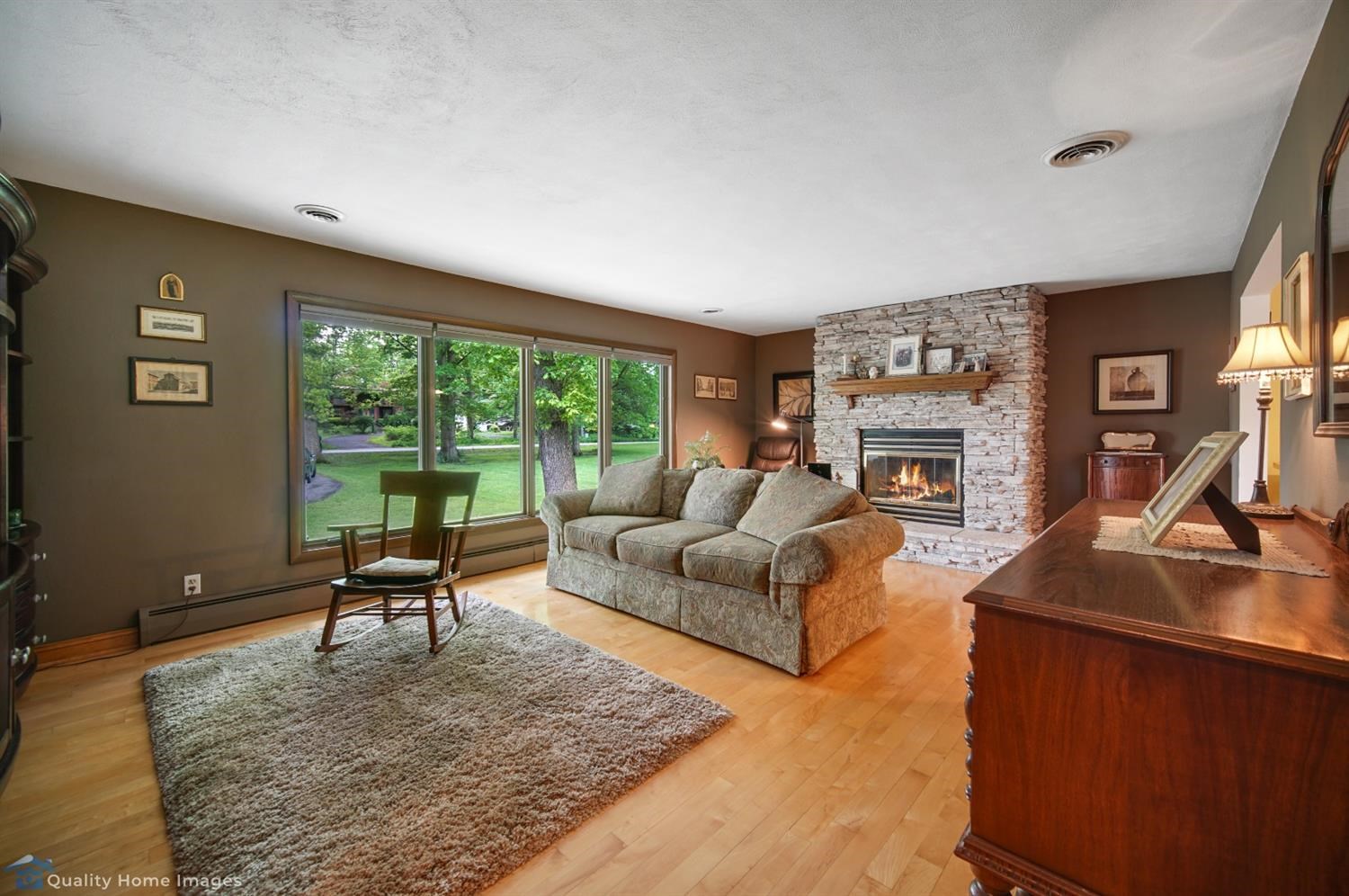 140 East Oak Hill Road Porter, IN 46304 - Photo 3 of 34 1500x996