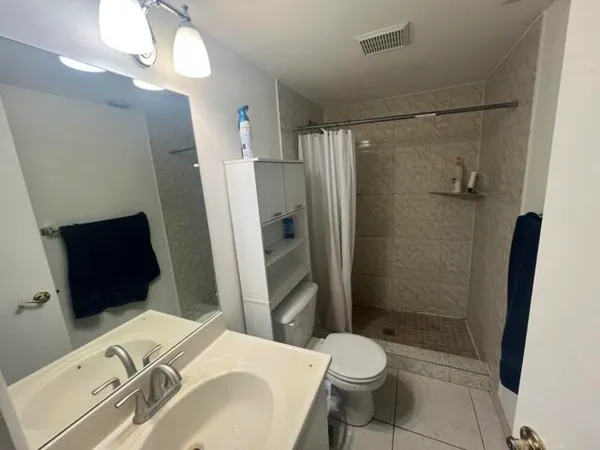 $2,100 | 504 Shady Pine Way, Unit A2, Greenacres, FL 33415